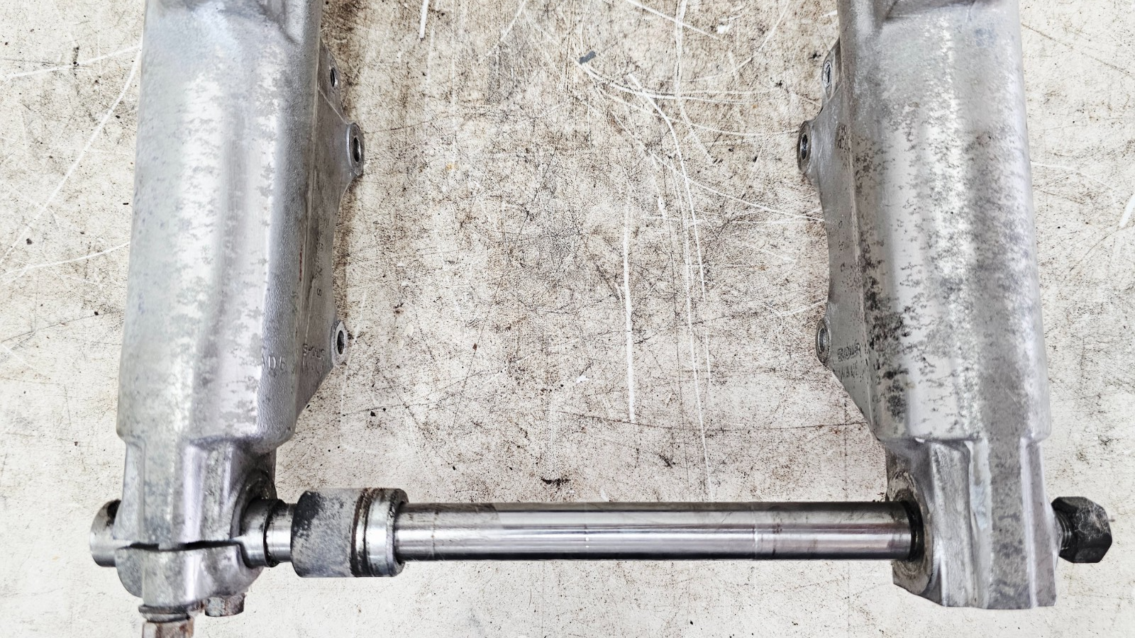 1996 HARLEY FLH ELECTRA GLIDE OEM HD Forks Front End Suspension Triple Tree Axle