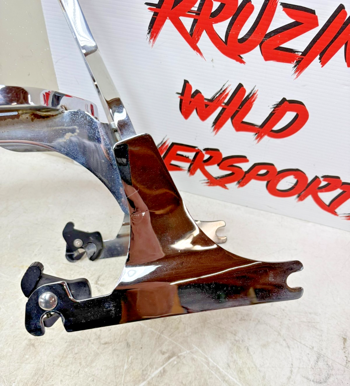 1997 HARLEY DAVIDSON SOFTAIL Chrome Rear Backrest Sissy Bar Luggage Rack