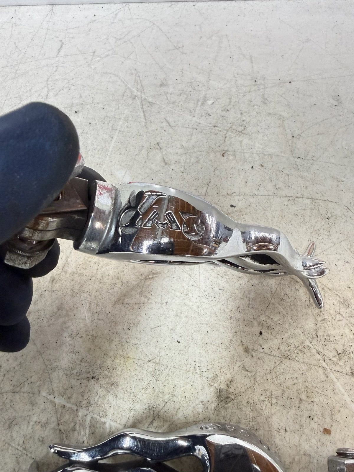 1993 HARLEY DYNA Wide Glide Chrome Flame Front Rear Foot Pegs Foot Rest