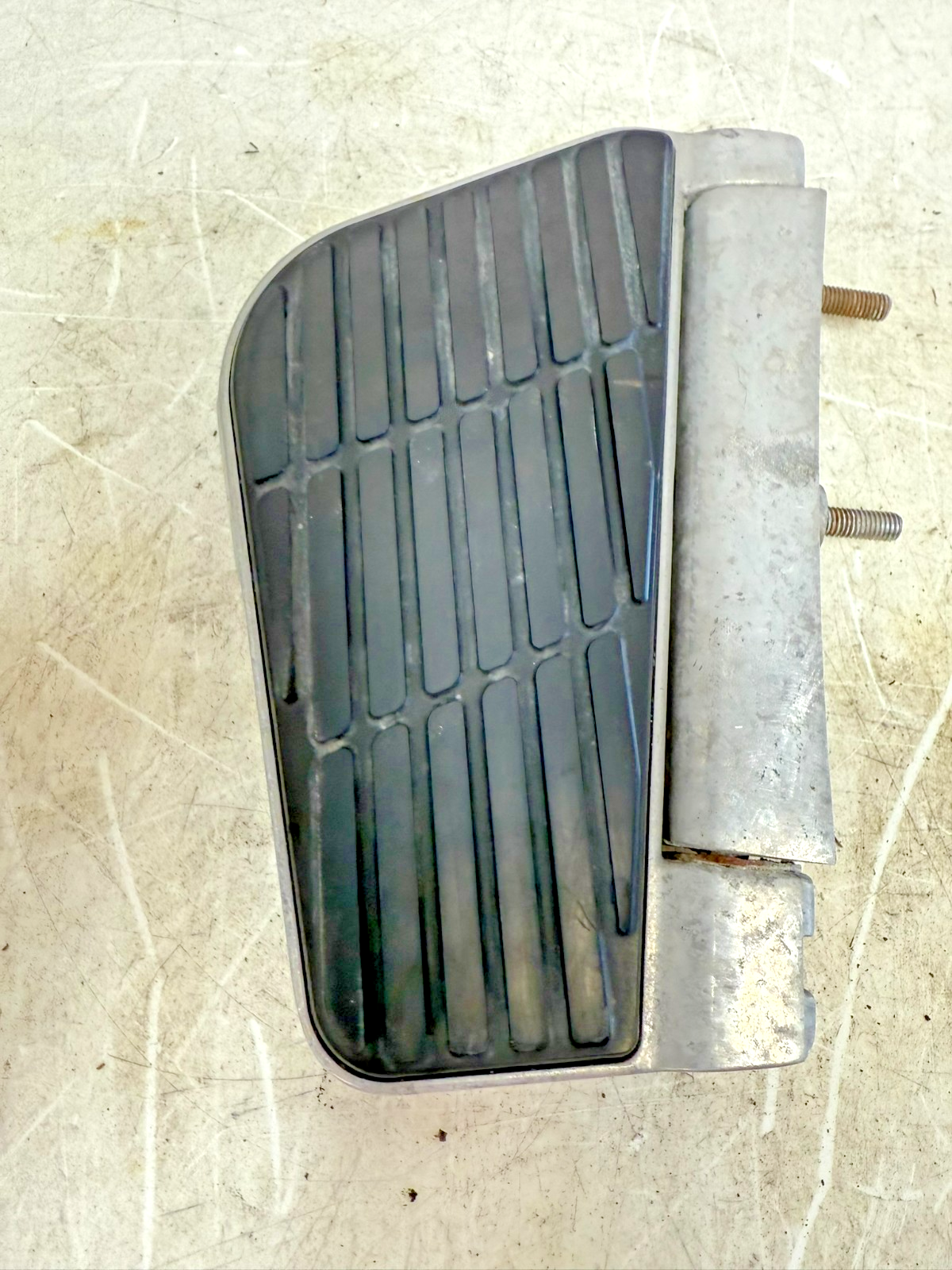 2002 Honda Goldwing GL1800 Passenger Floorboard Foot Rest Pad Right Left OEM
