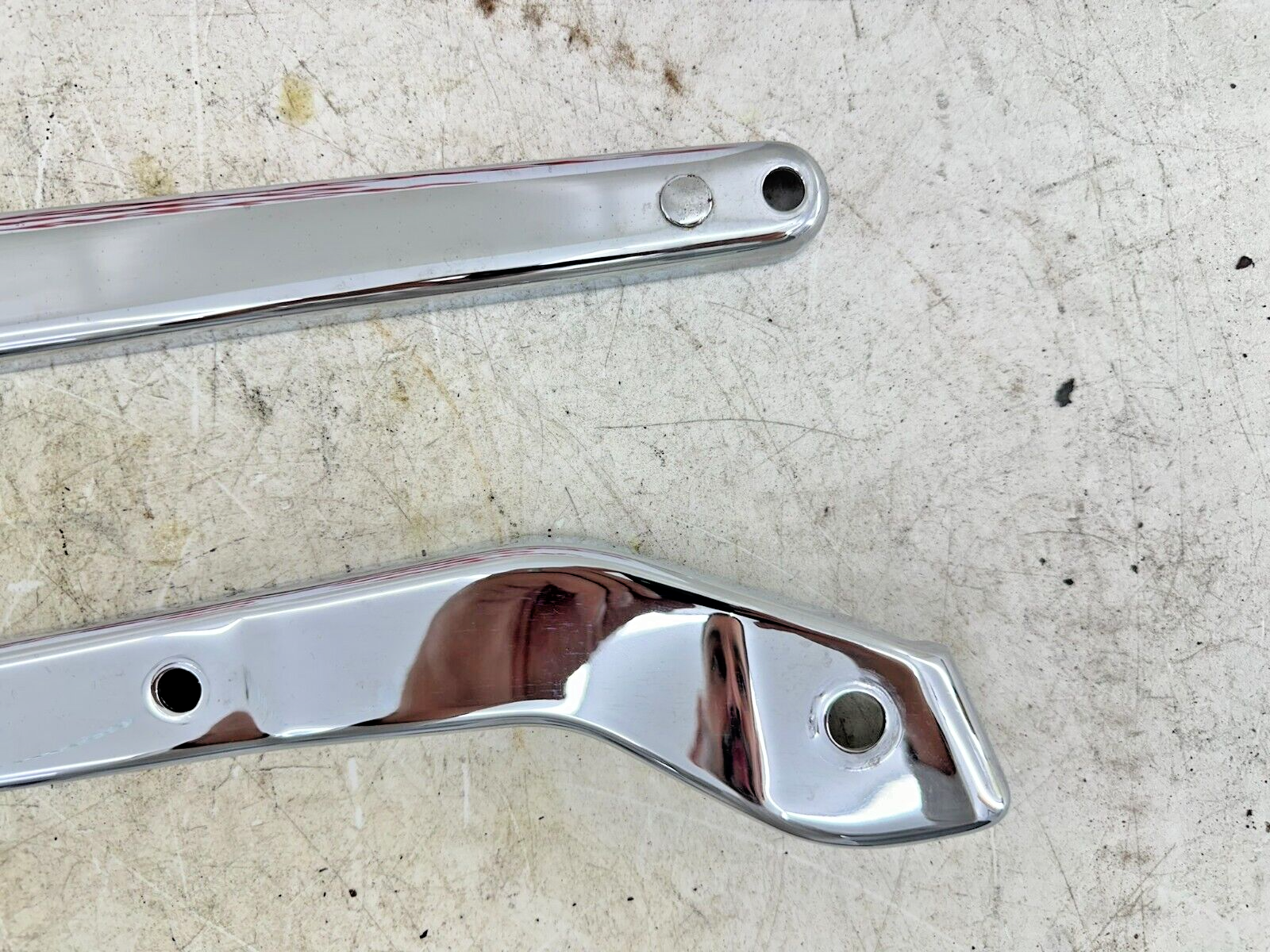 1997 HARLEY DYNA OEM HD Rear Fender Frame Strut Arm Bars