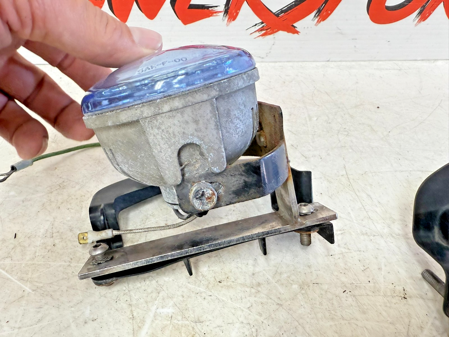 2002 Honda Goldwing GL1800 Fog Light Lamp Right Left Blue Lens w/ Mount Bracket