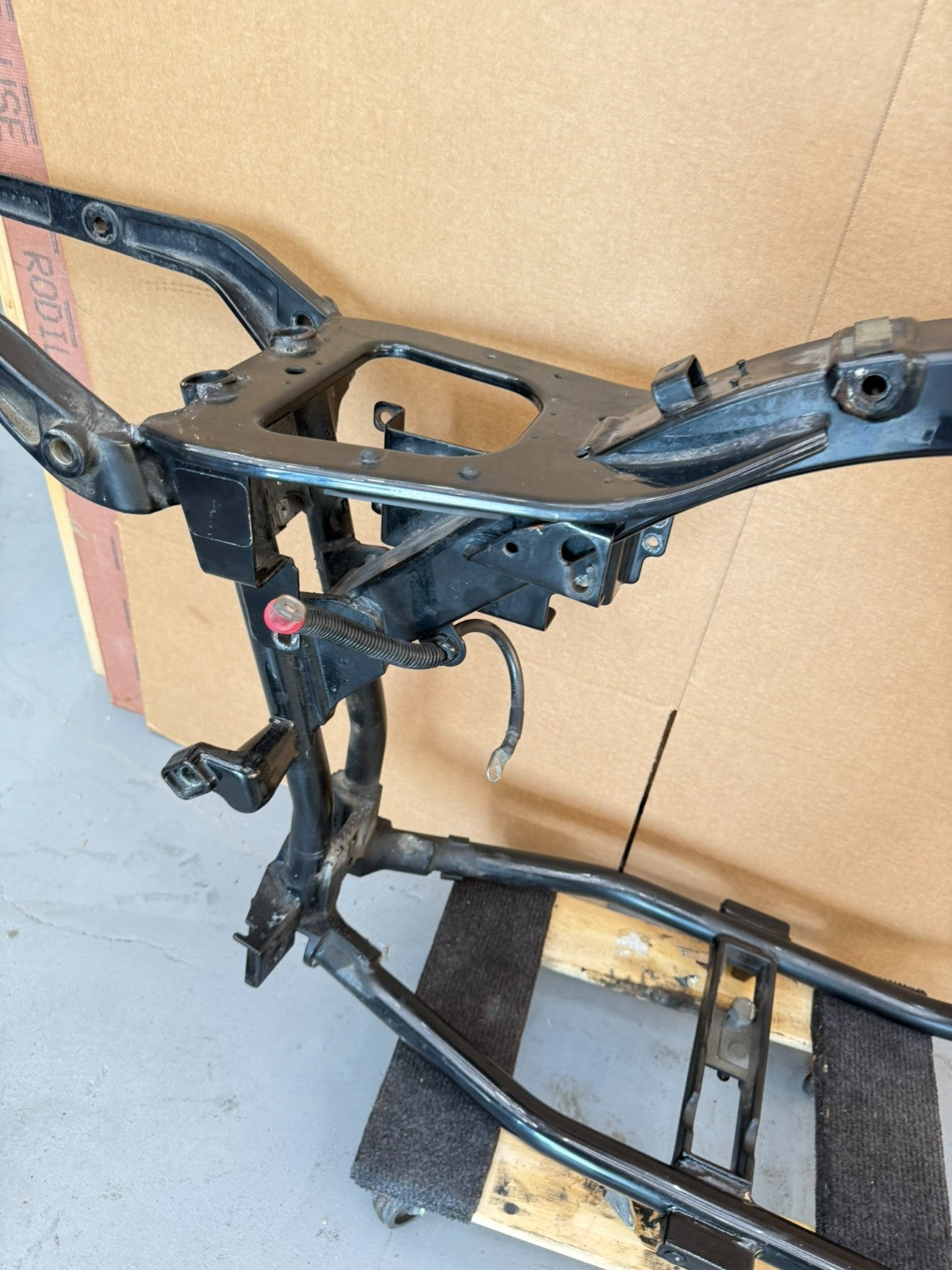 2003 HARLEY DYNA WIDE GLIDE Main Frame Chassis Straight OEM 32 degree