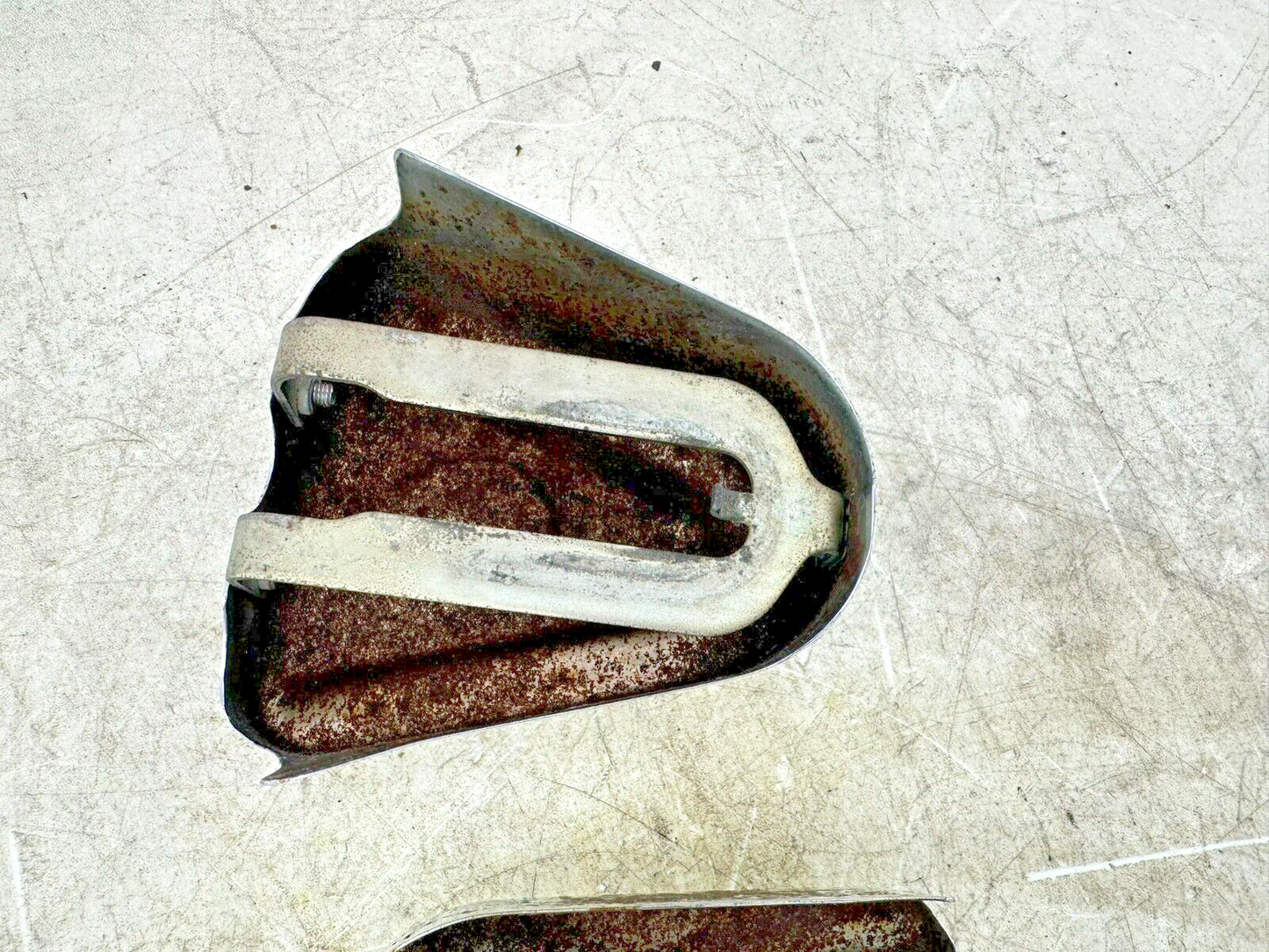 2002 HARLEY SOFTAIL Rear Axle Swing Arm Cover Guard OEM HD