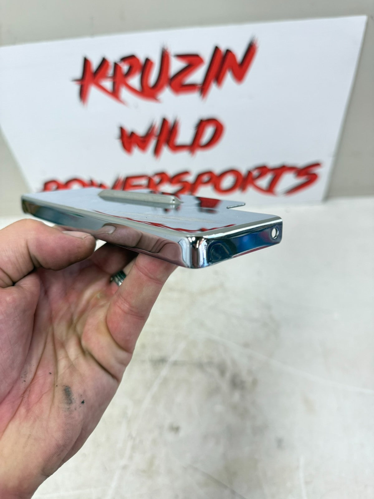 2003 HARLEY DYNA WIDE GLIDE Battery Chrome Cover Mount Lid