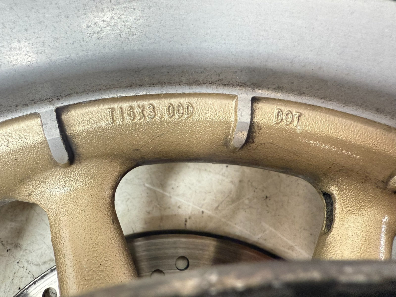 2003 HARLEY ELECTRA GLIDE 16 Front Wheel Gold Rim Tire 100th Anniversary 9 Spoke