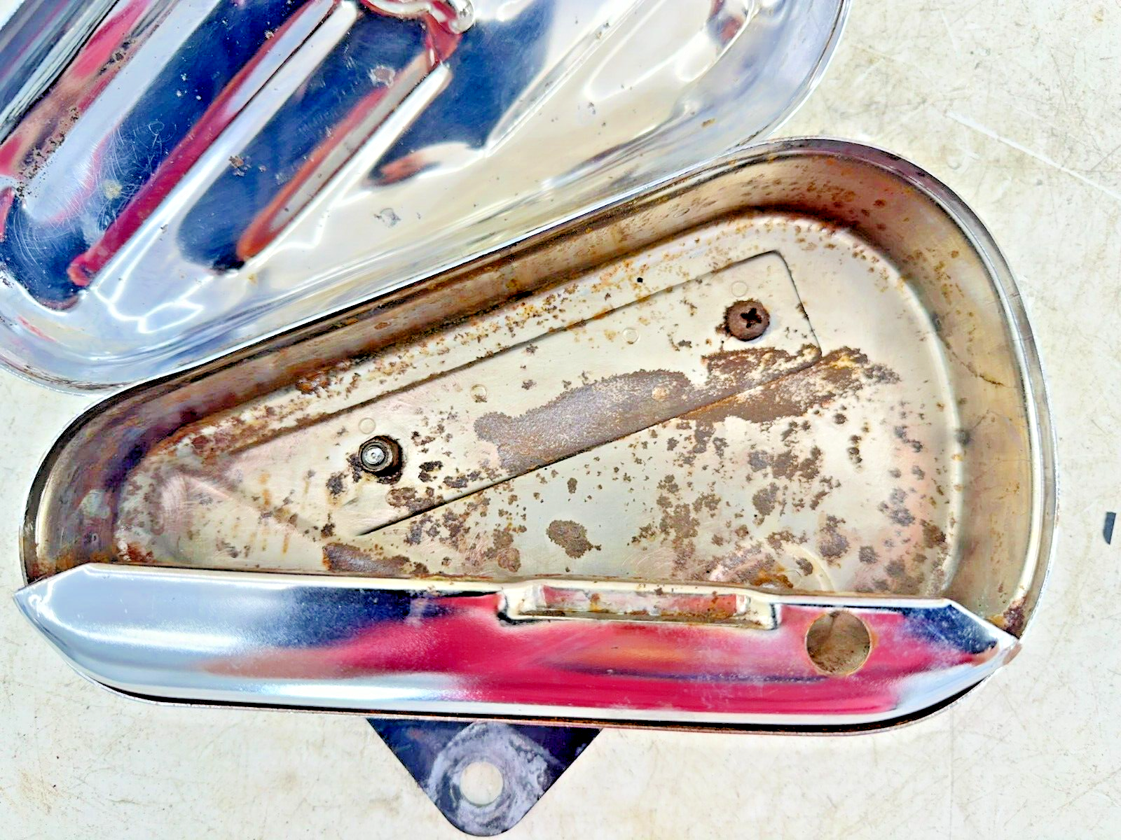 1995 HARLEY SOFTAIL Chrome OEM HD Toolbox Saddlebag Right Side