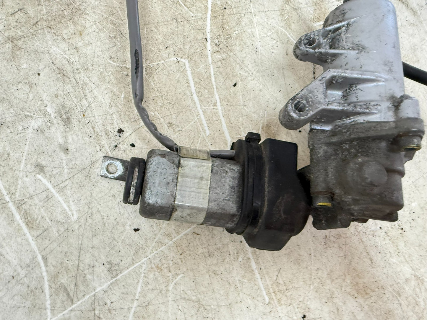 2002 Honda Goldwing GL1800 Rear Shock Absorber Suspension Linkage Link