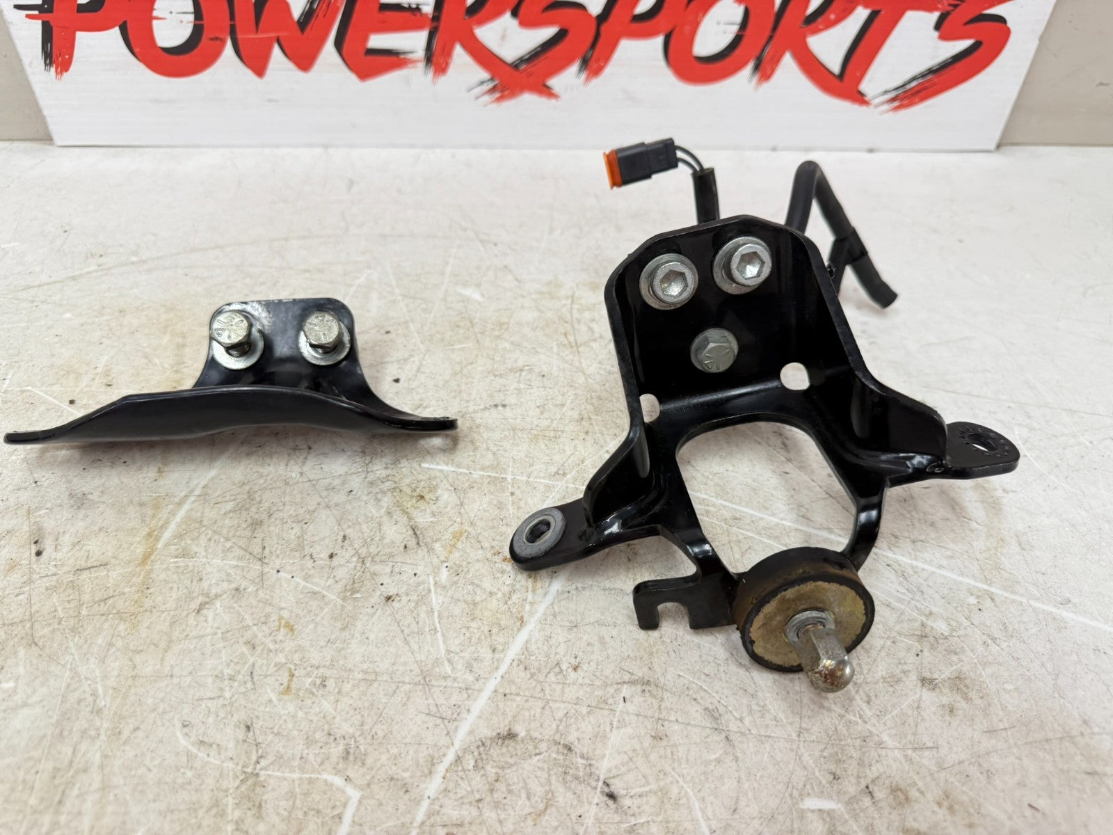 2003 Harley Davidson Sportster Engine Motor Mount Horn Bracket