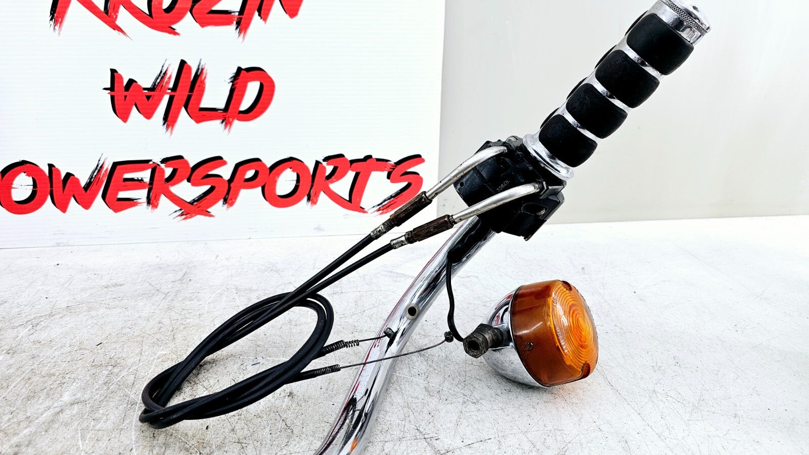 1995 HARLEY DYNA CONVERTIBLE Handlebar Control Switch Housing Grips +Turn Signal