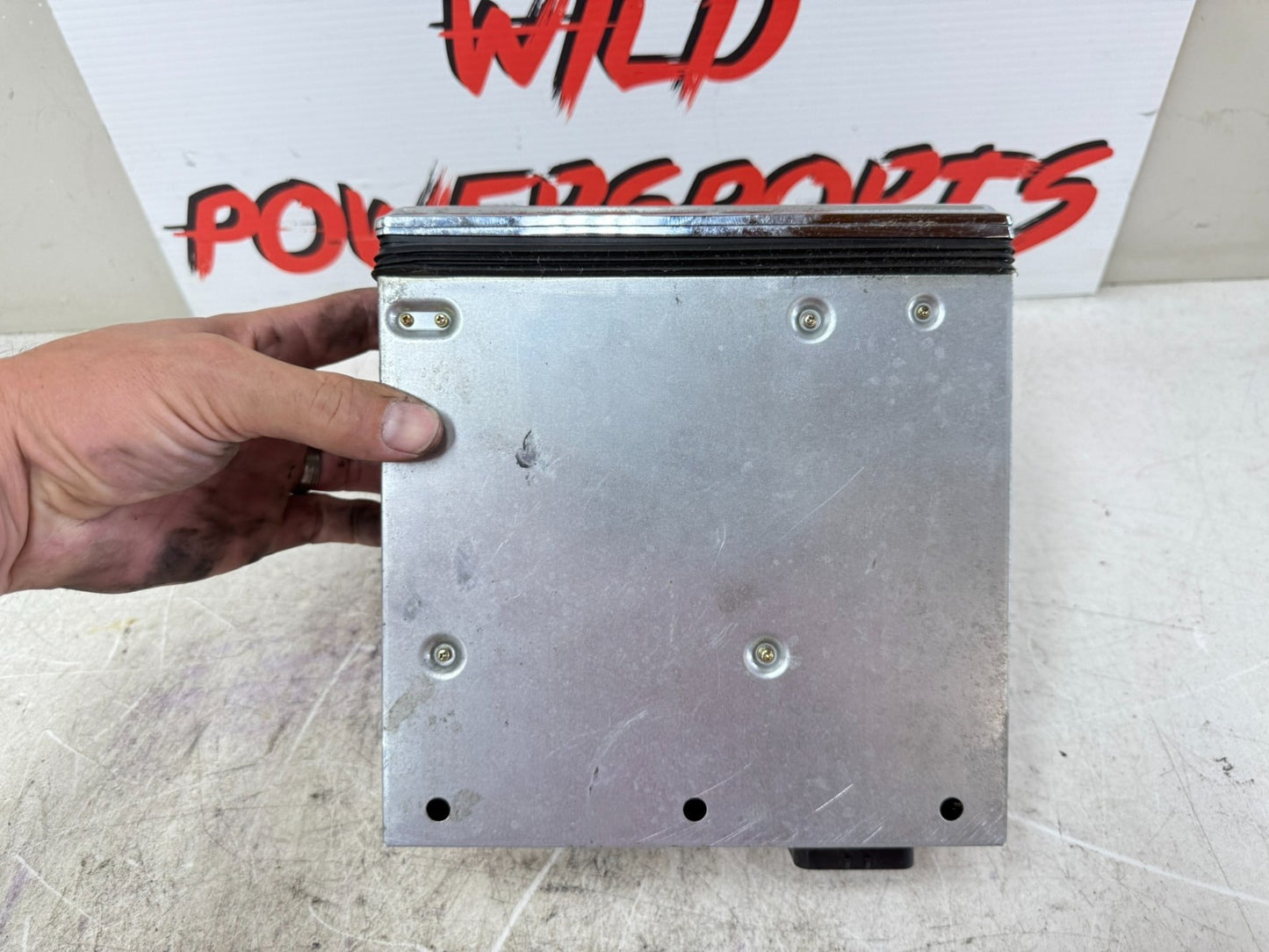 2003 HARLEY ELECTRA GLIDE Radio Stereo CD Player 76146-03