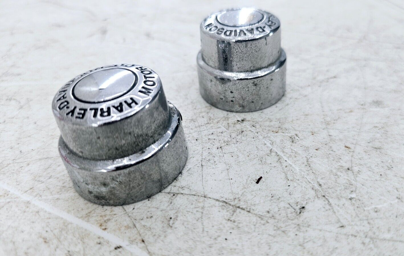 1997 HARLEY SOFTAIL Front Axle Covers Right Left OEM HD Genuine