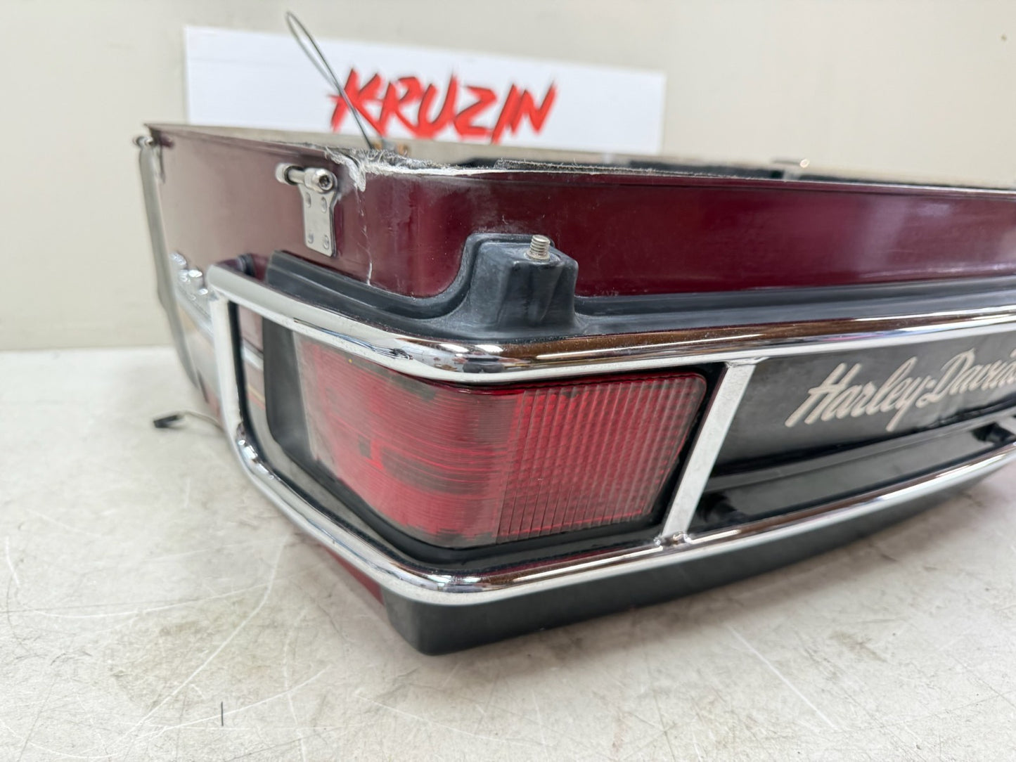 1995 HARLEY FLH ELECTRA GLIDE Trunk Tour Pack Rear Lower Storage Box