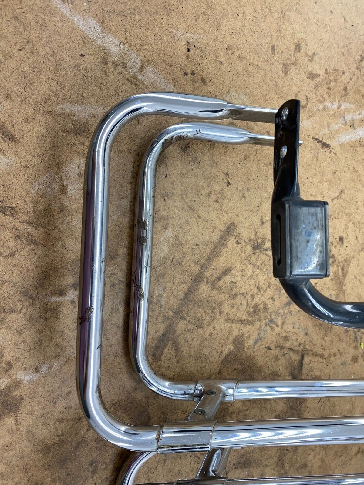 2001 HARLEY DAVIDSON FLH ELECTRA GLIDE Chrome Saddlebag Bumper Surround Bars