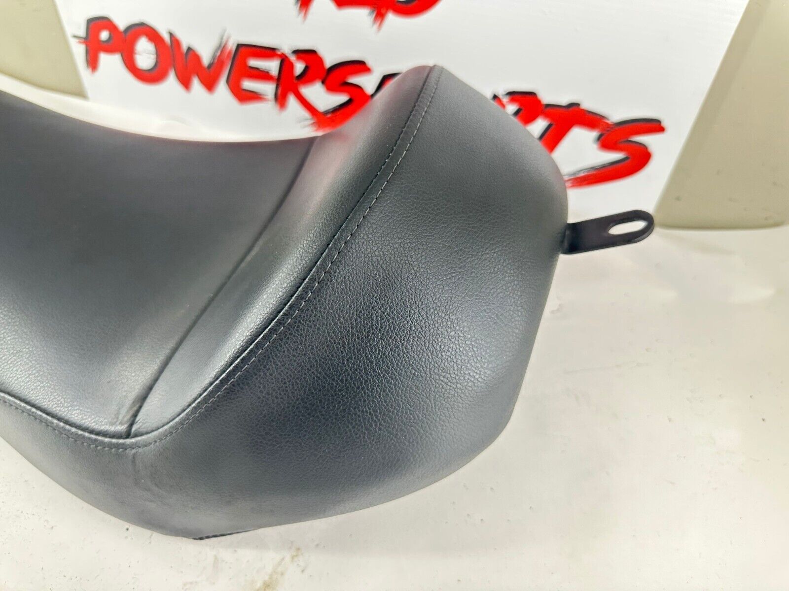 2007 HARLEY SPORTSTER CUSTOM Saddlemen Solo Seat Saddle