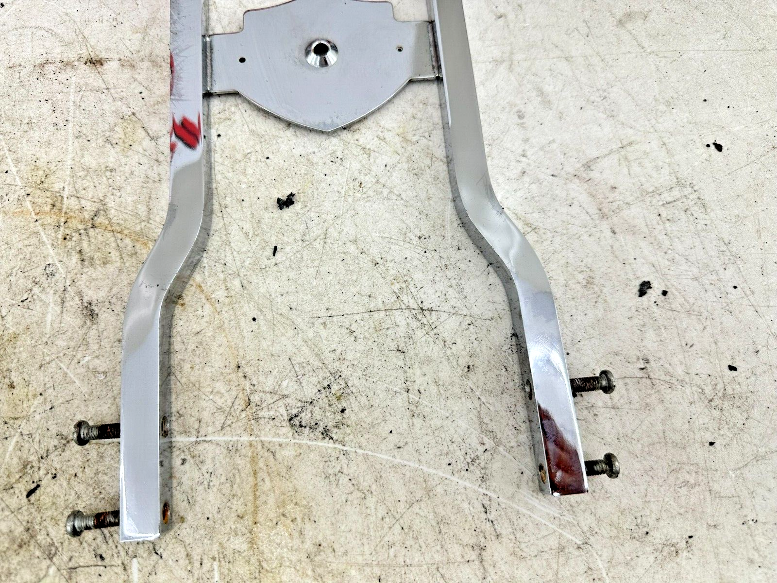 1997 HARLEY DYNA Chrome Sissybar Passenger Backrest W/ Luggage Rack
