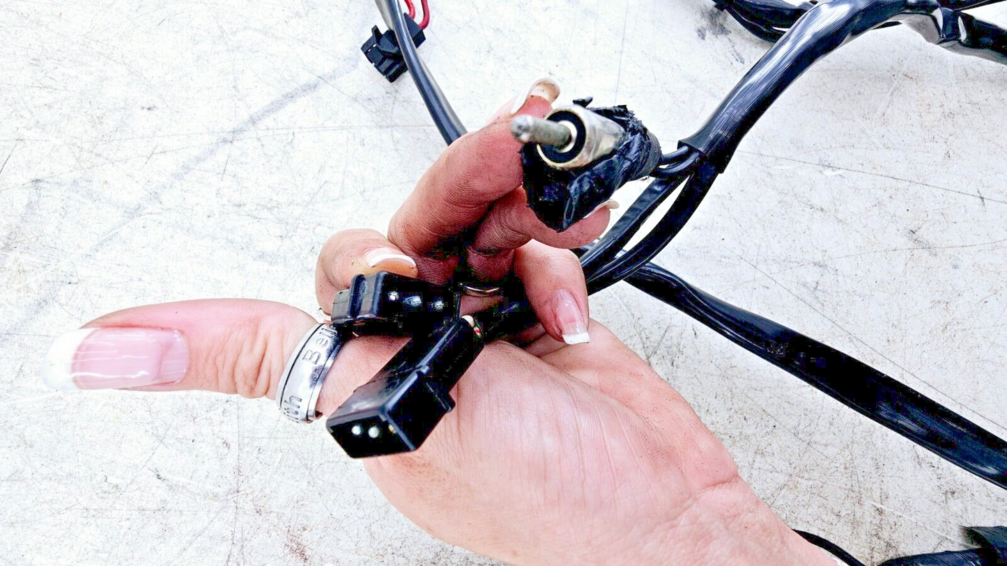 1999 HARLEY DYNA CONVERTIBLE J&M Handlebar Mounted Stereo Radio Bluetooth