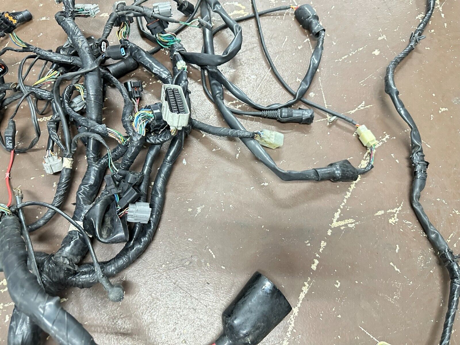 2001-2010 Honda Goldwing GL1800 1800 ABS MAIN WIRING HARNESS LOOM FUSE RELAY