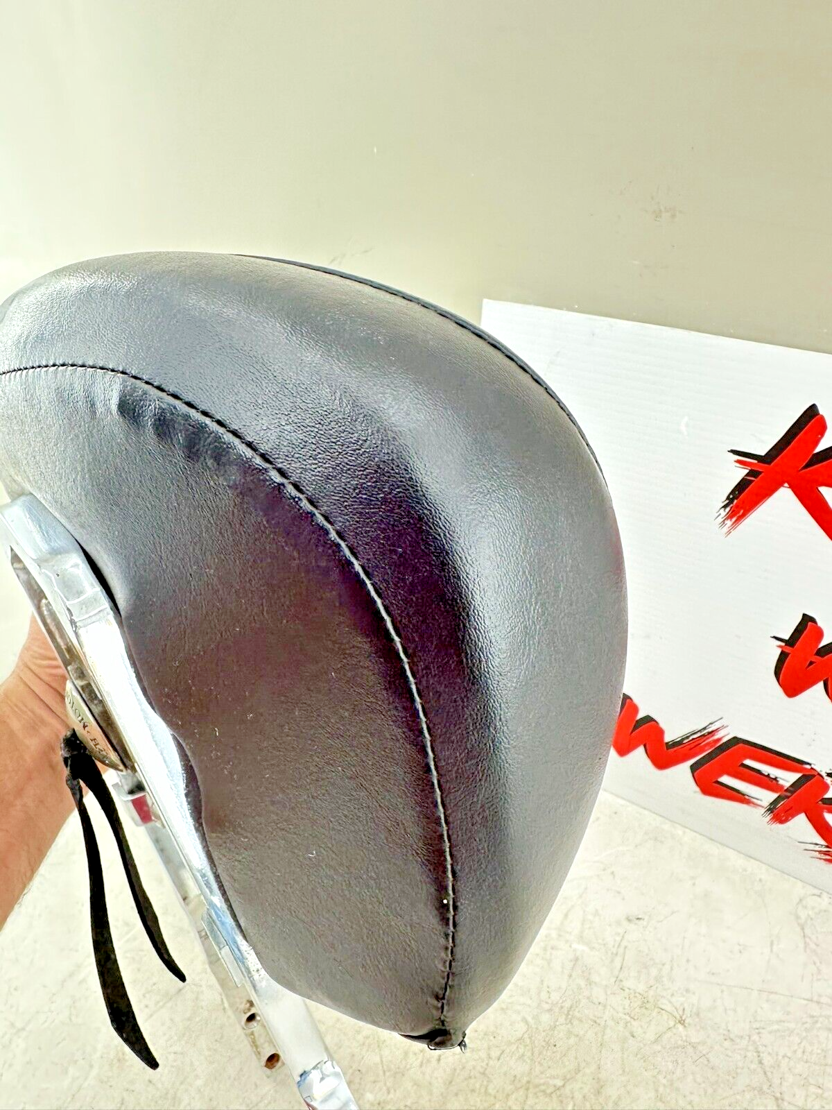 1995 HARLEY SOFTAIL Passenger Backrest Sissy Bar W/Pad