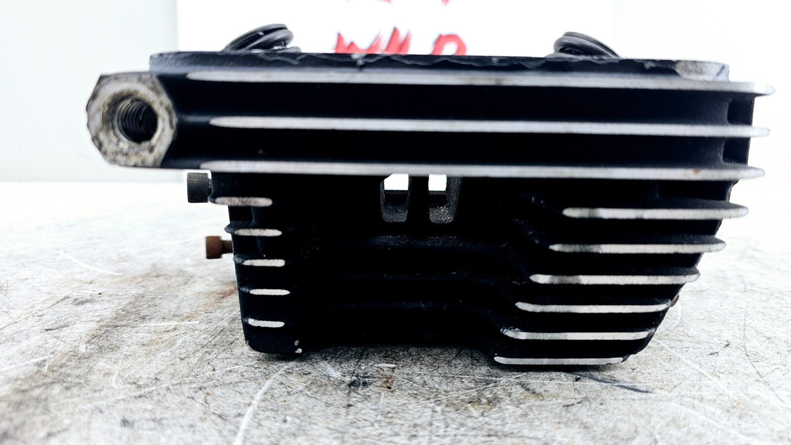 1995 HARLEY DYNA CONVERTIBLE Engine Motor Front Cylinder Head w/ Valve 16721-84D