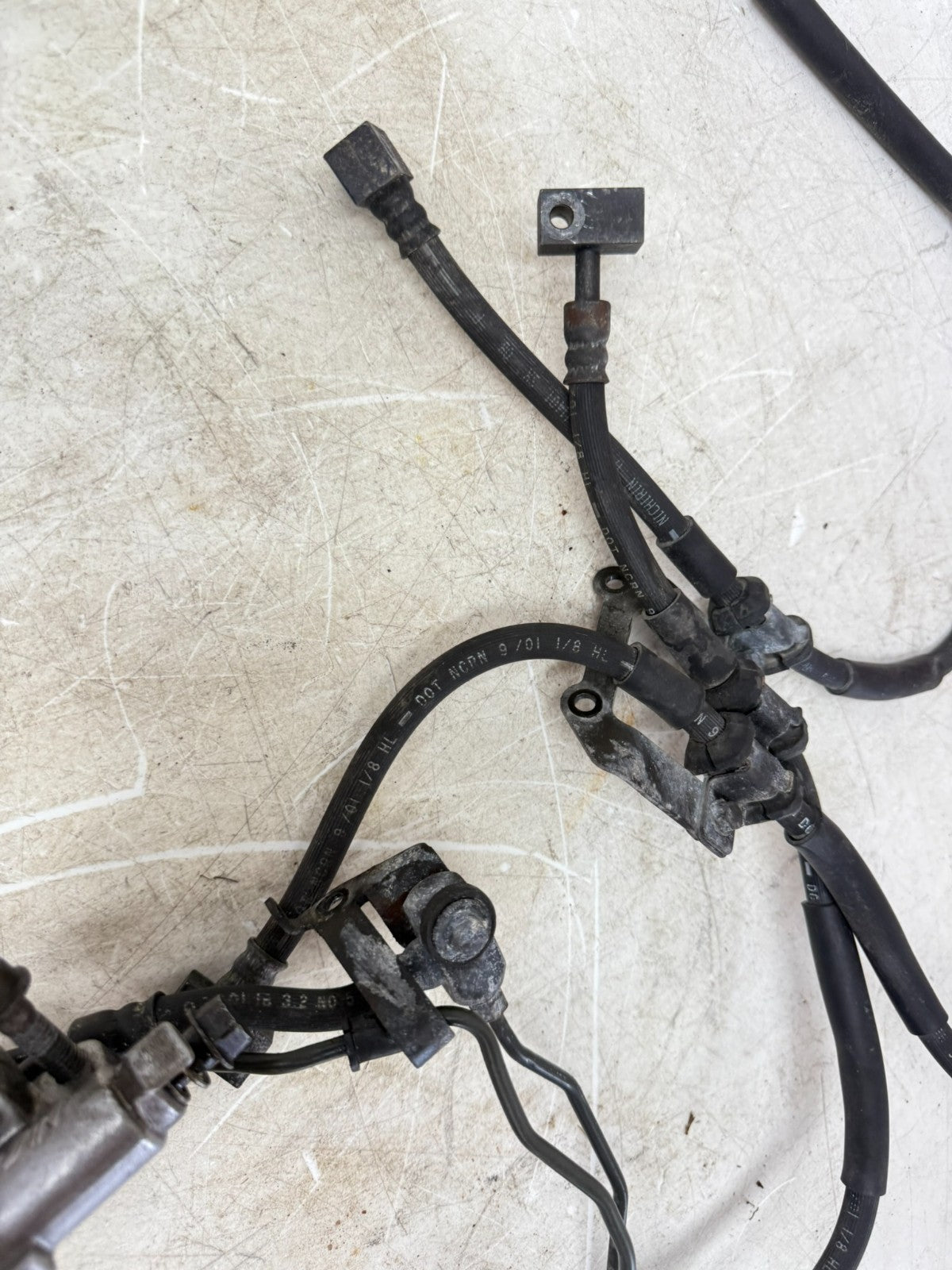 2002 Honda Goldwing GL1800 Front Brake Caliper Left Right & Brake Line Hose