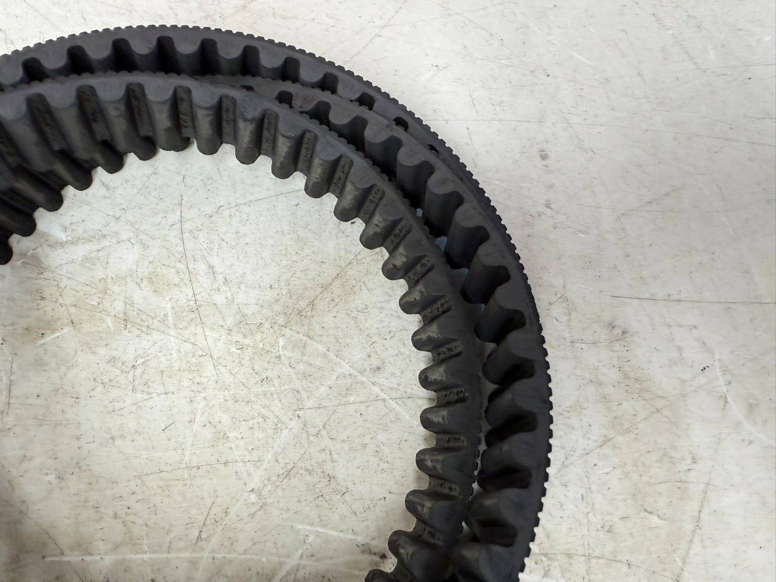2003 HARLEY DYNA WIDE GLIDE OEM Final Drive Belt 133 Tooth