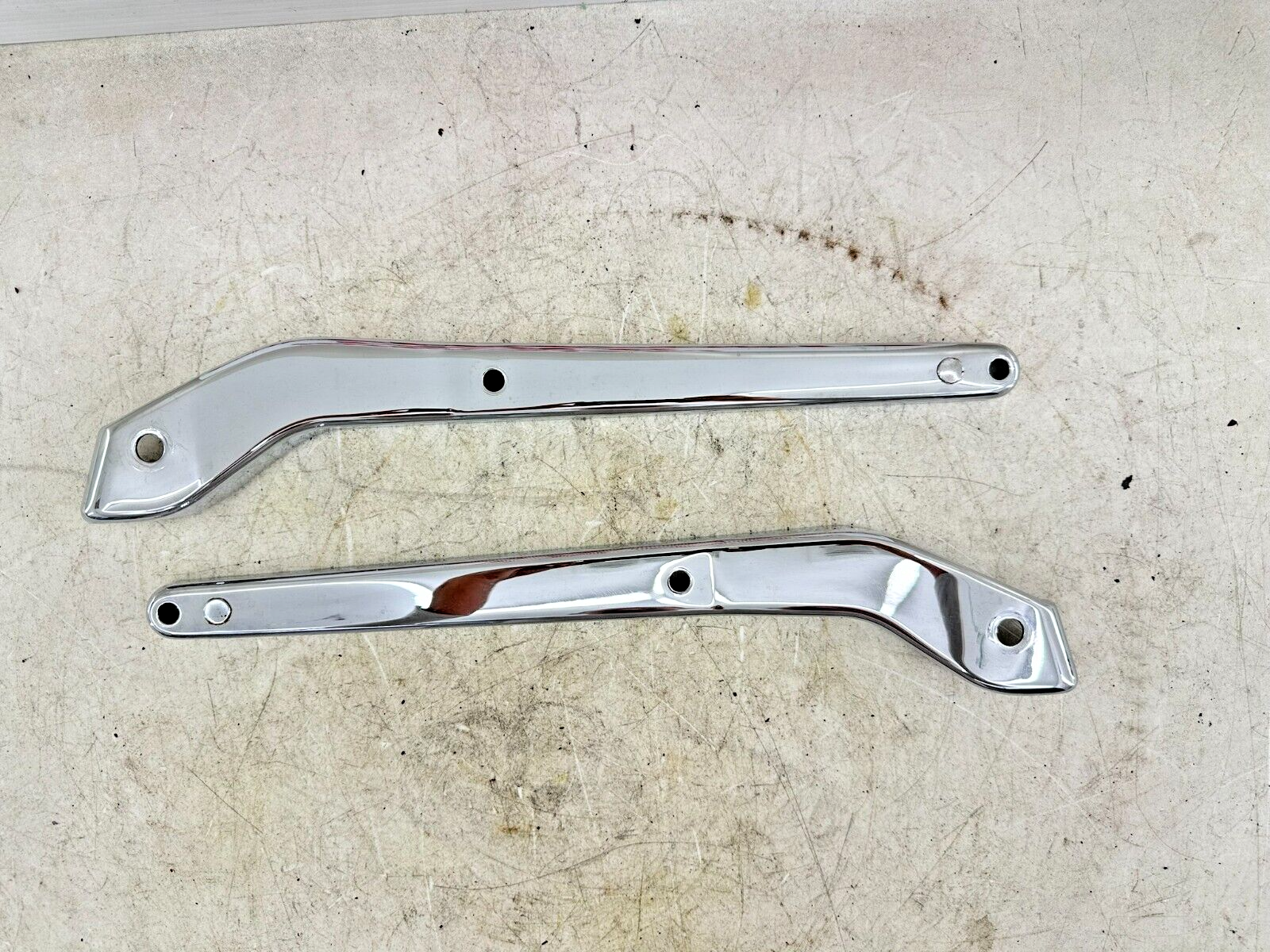1997 HARLEY DYNA OEM HD Rear Fender Frame Strut Arm Bars