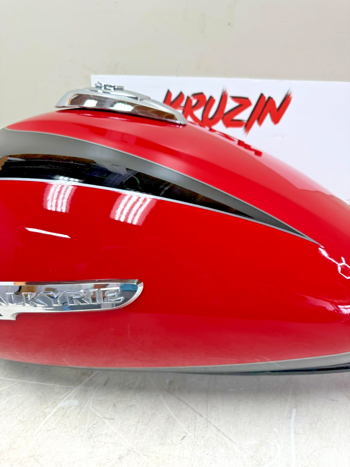 2001 HONDA VALKYRIE INTERSTATE Gas Fuel Tank  W/ key Petcock Level Sensor