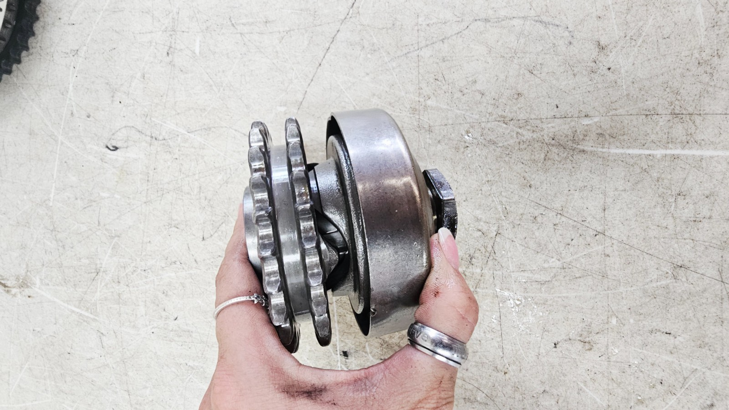 2000 HARLEY SOFTAIL DEUCE Primary Clutch Chain Compensator Jackshaft Gear