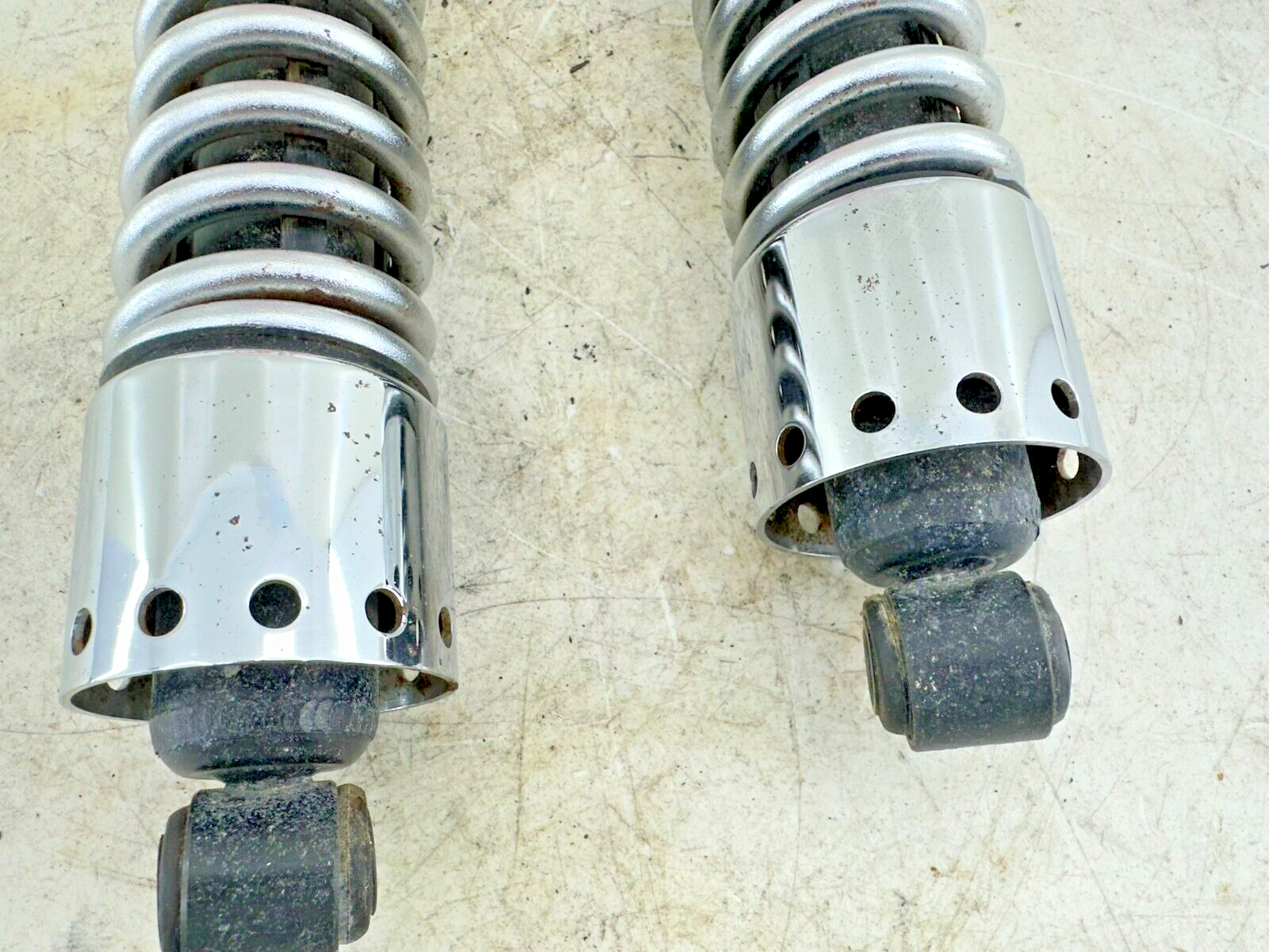 1997 HARLEY DYNA 12.5" Rear Shocks Suspension