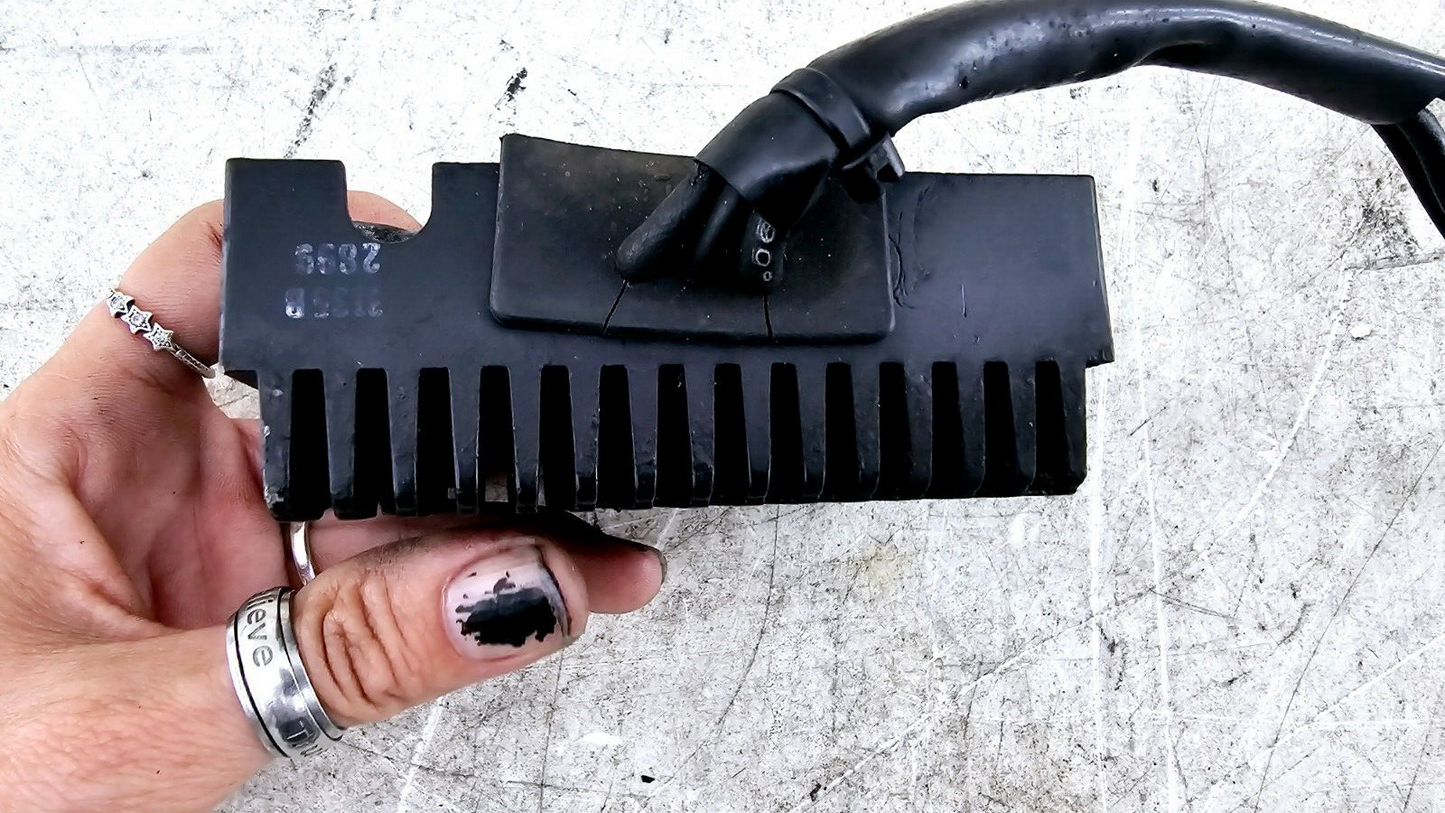 2000 Harley Davidson Sportster Voltage Regulator Rectifier