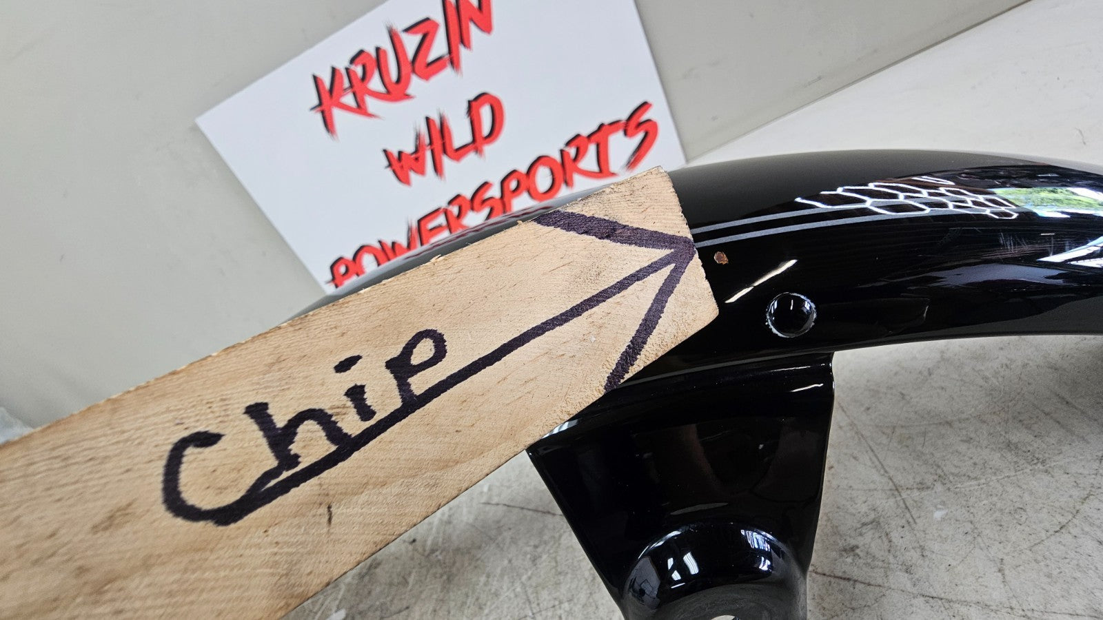 2000 HARLEY SOFTAIL DEUCE OEM HD Front Wheel Fender