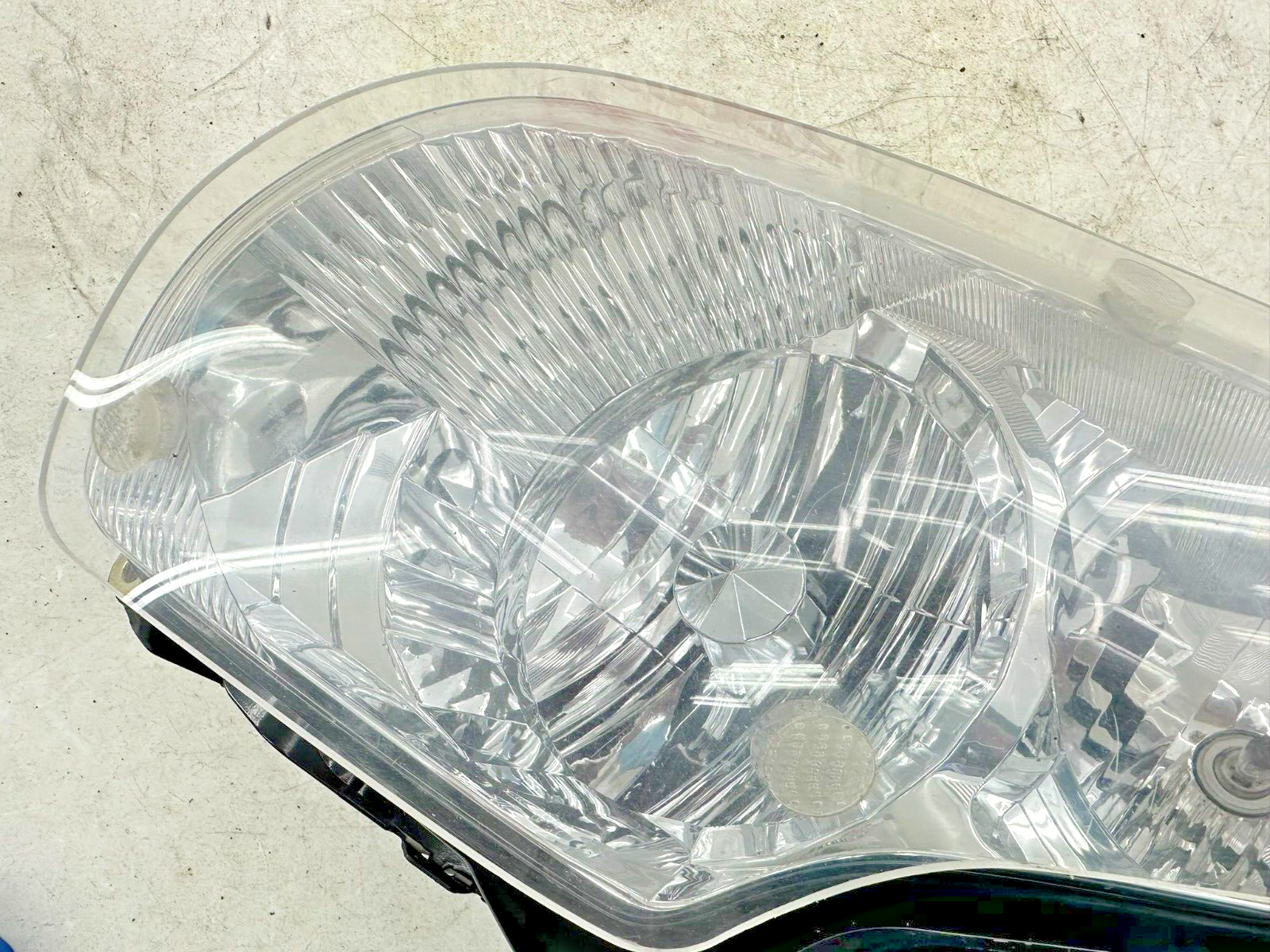 2004 Honda Goldwing GL1800 Left Headlight Housing W/ Bulbs