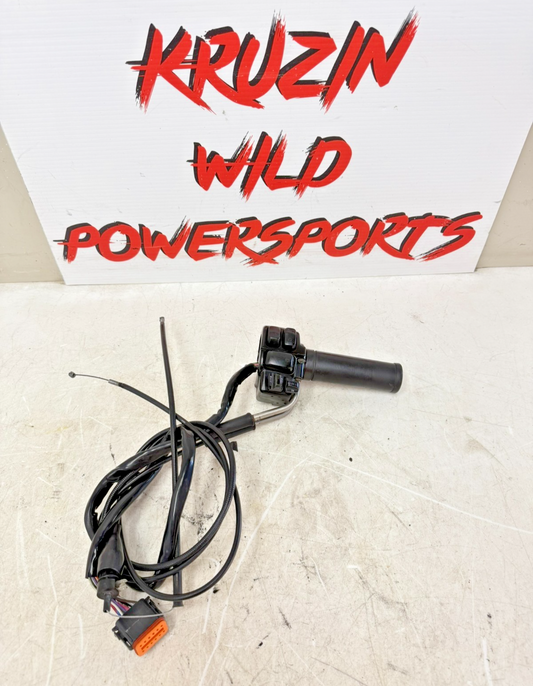 2003 HARLEY ELECTRA GLIDE Right Hand Control Switch Housing Handlebar Cable