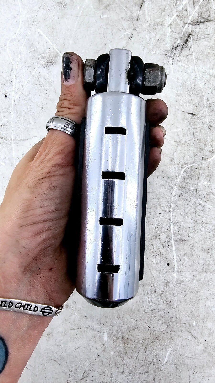 2000 Harley Davidson Sportster Rear Passenger Chrome Footpeg Foot Peg Footrest