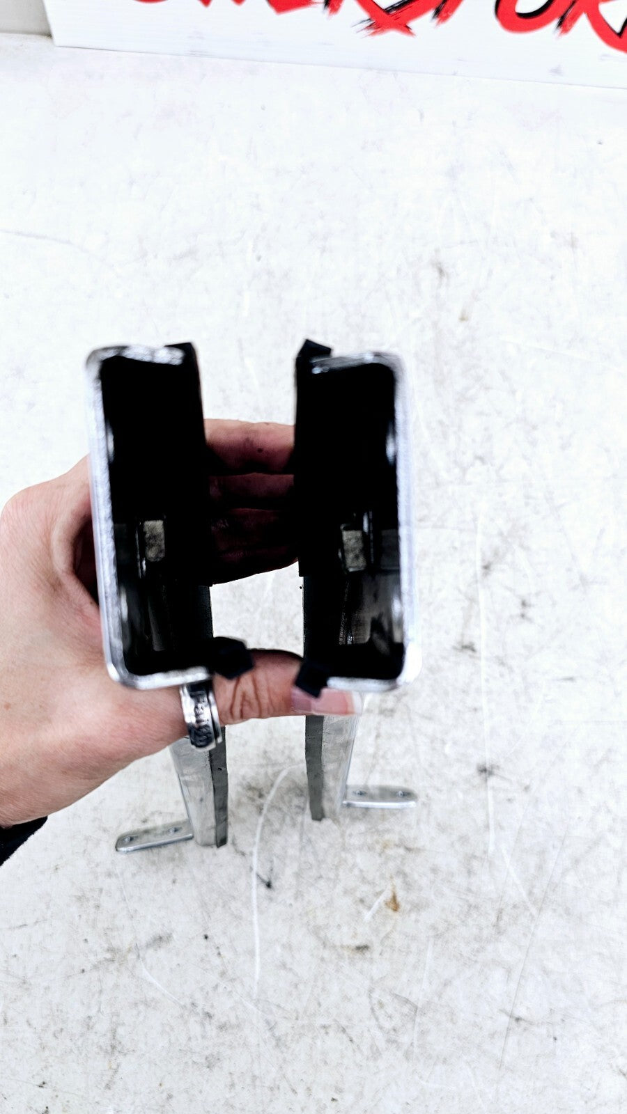 2002 HARLEY ELECTRA GLIDE Saddlebag Mounting Bar Bars Chrome