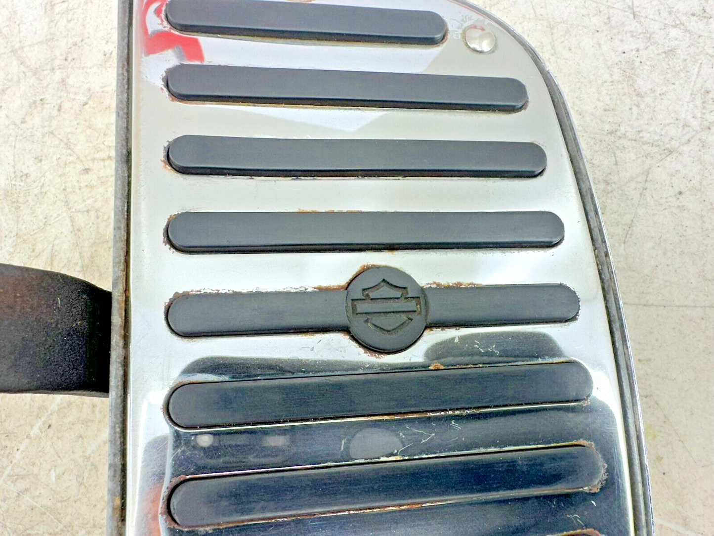 1995 HARLEY SOFTAIL OEM HD Passenger Floorboards Footrest W/ Hardware