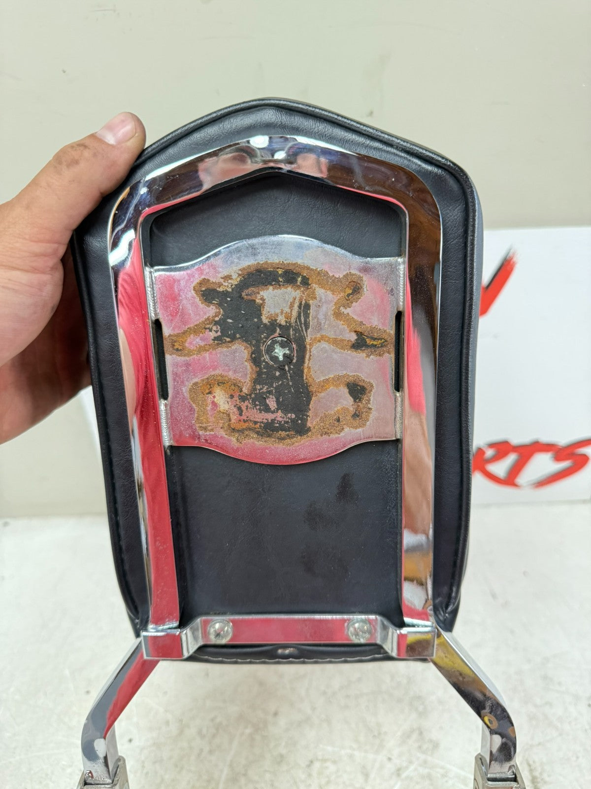 1997 HARLEY DAVIDSON SOFTAIL Sissy Bar Passenger Backrest Pad Chrome