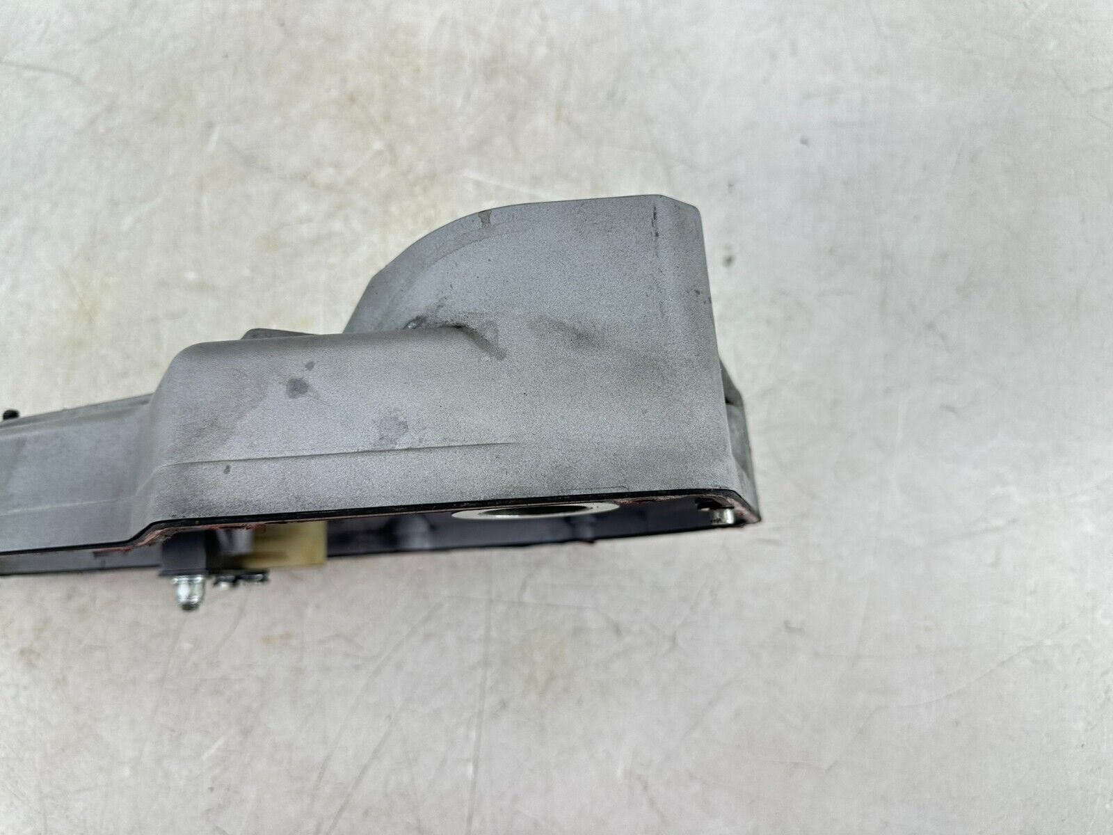1999 HARLEY SOFTAIL Inner Primary Clutch Backing Plate Case Housing 60620-94A