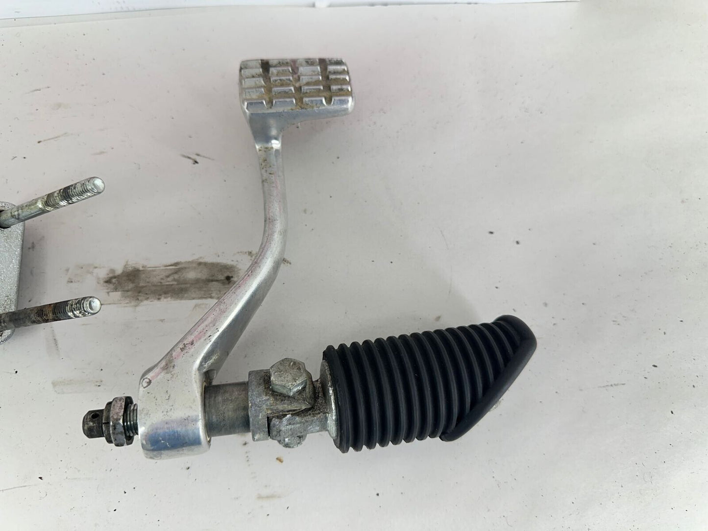 2003 Harley Davidson Sportster Mid Controls Foot Peg Mounts + Brake Lever