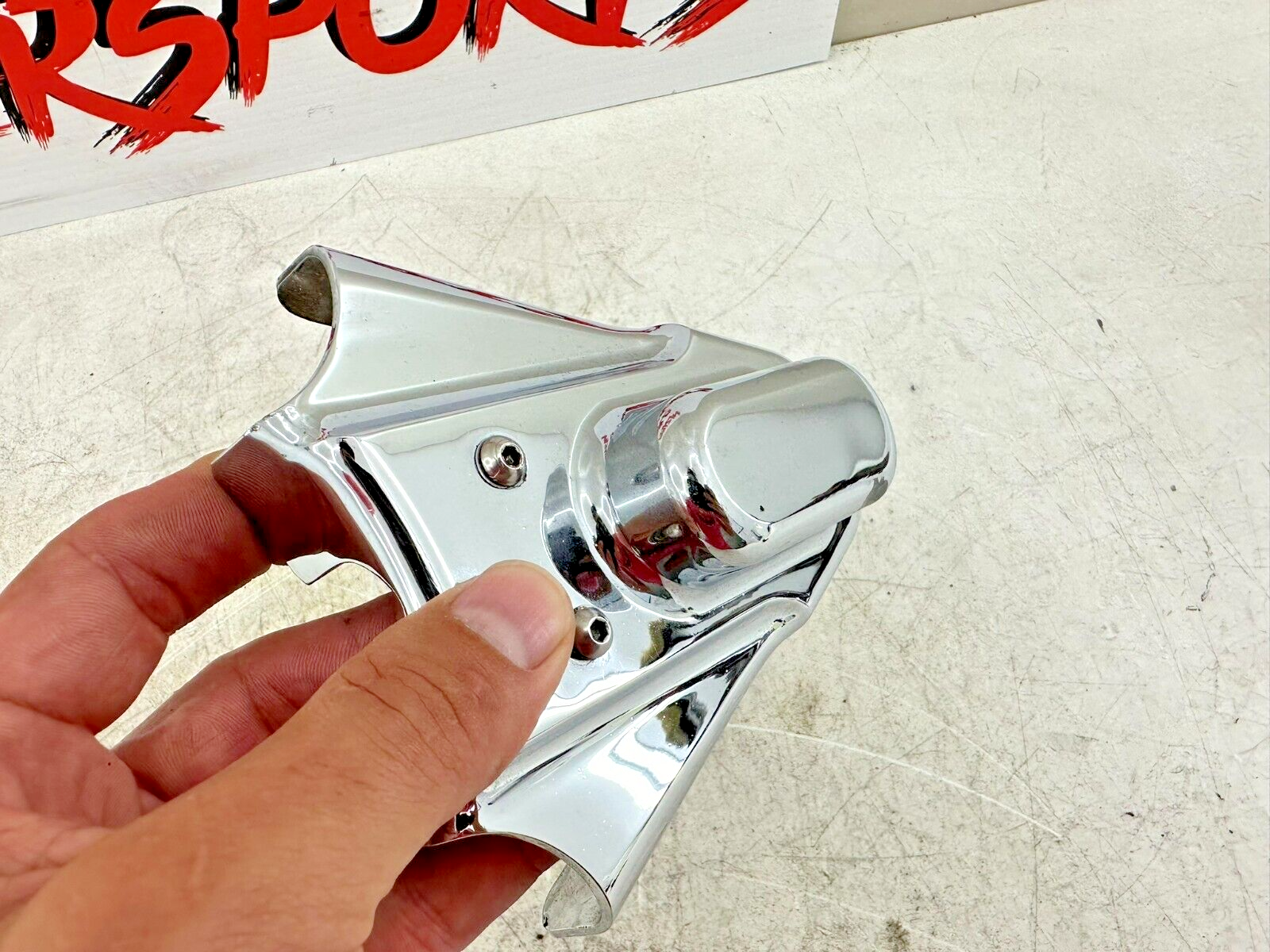 1996 HARLEY DAVIDSON SOFTAIL Kuryakyn Chrome Rear Axle Swingarm Cover