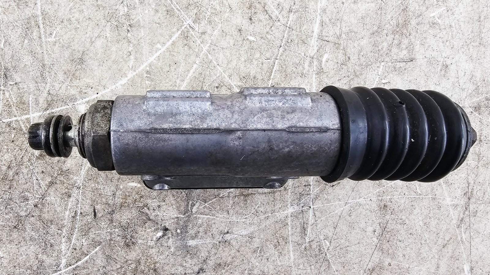 2000 Harley Davidson Sportster Rear Foot Brake Master Cylinder Reservoir