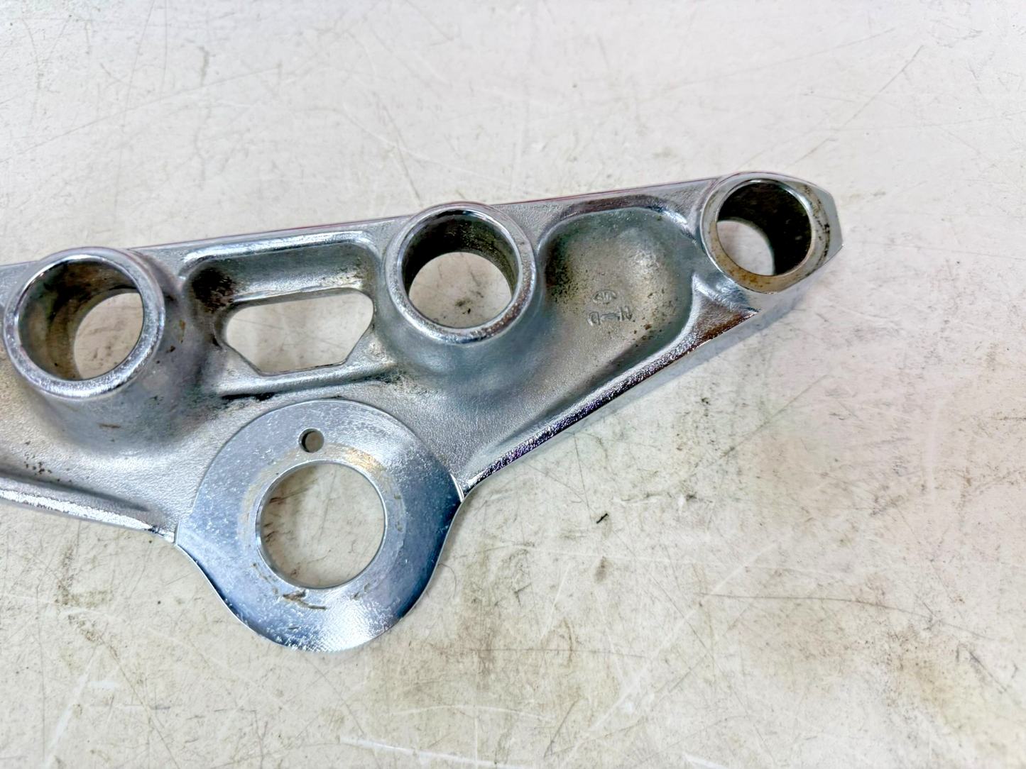 1997 HARLEY DAVIDSON SOFTAIL Triple Tree Top Clamp Chrome Handlebar OEM