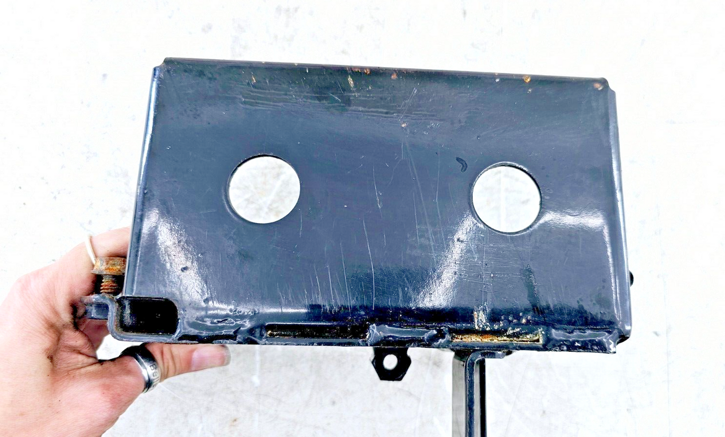 1995 HARLEY DYNA CONVERTIBLE Battery Box Tray Holder
