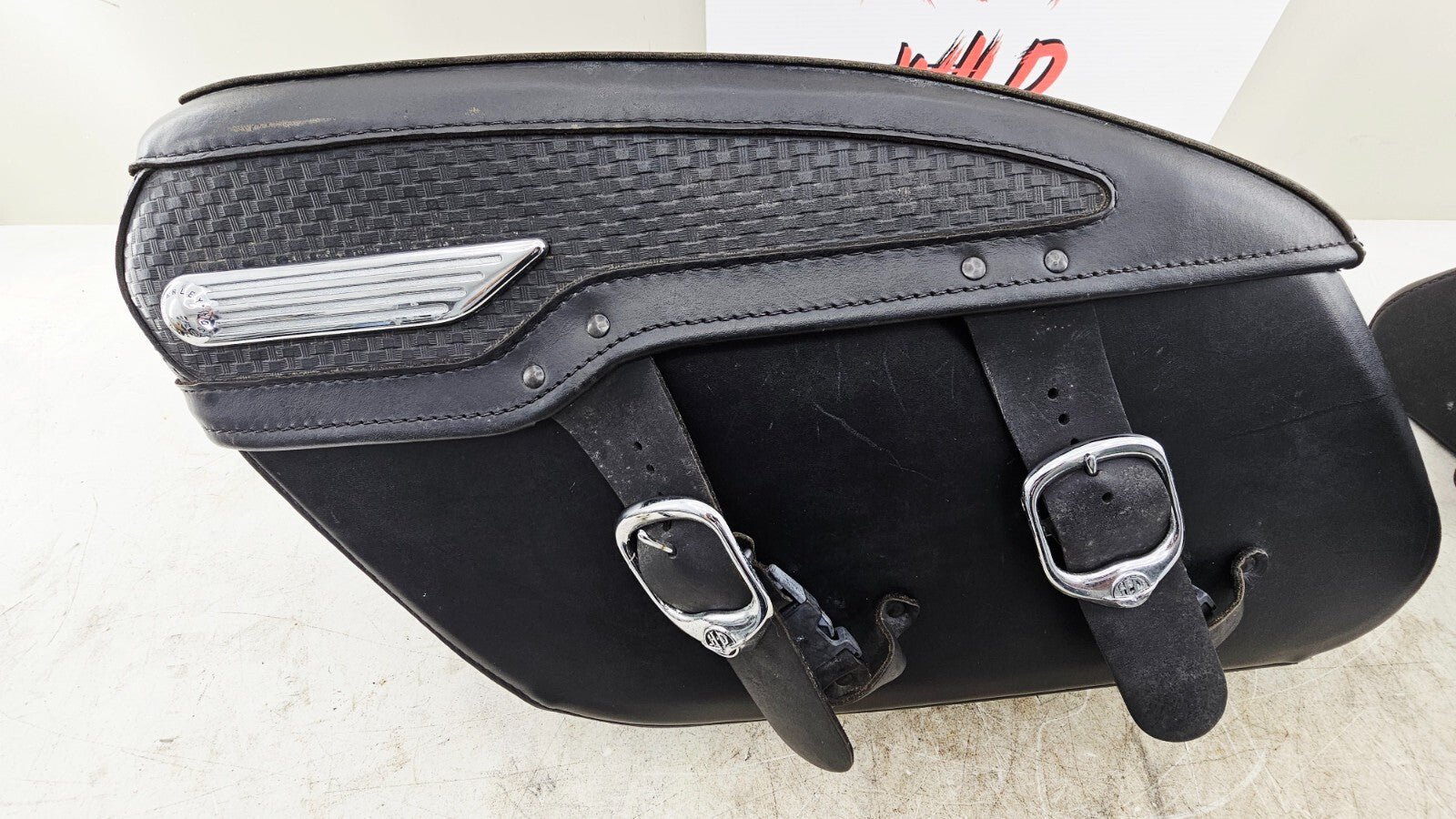 2000 HARLEY FLH ROADKING Left Right Saddlebags OEM