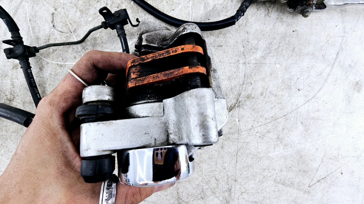 1999 HONDA VALKYRIE INTERSTATE Dual Caliper Hose Master Cylinder + Right Mirror