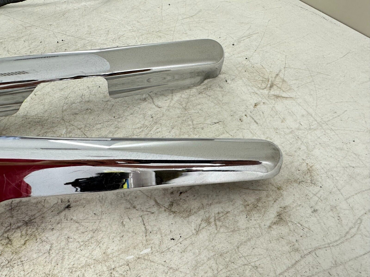 2004 HARLEY FLH ELECTRA GLIDE Chrome Rear Frame Strut Arm Covers