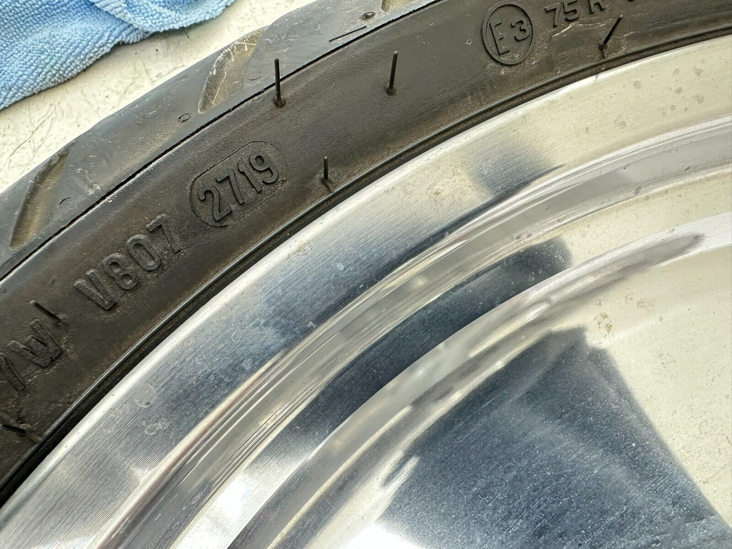 2003 Harley Davidson V Rod VRSCA 19x3 Solid Front Wheel Rim Brake Rotors
