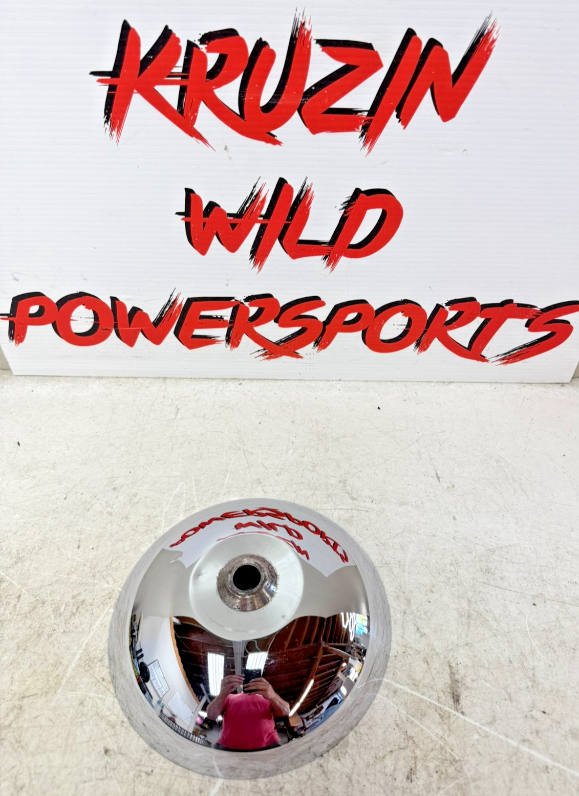 1997 HARLEY DAVIDSON SOFTAIL Front Wheel Hub Cap Center Chrome Cover