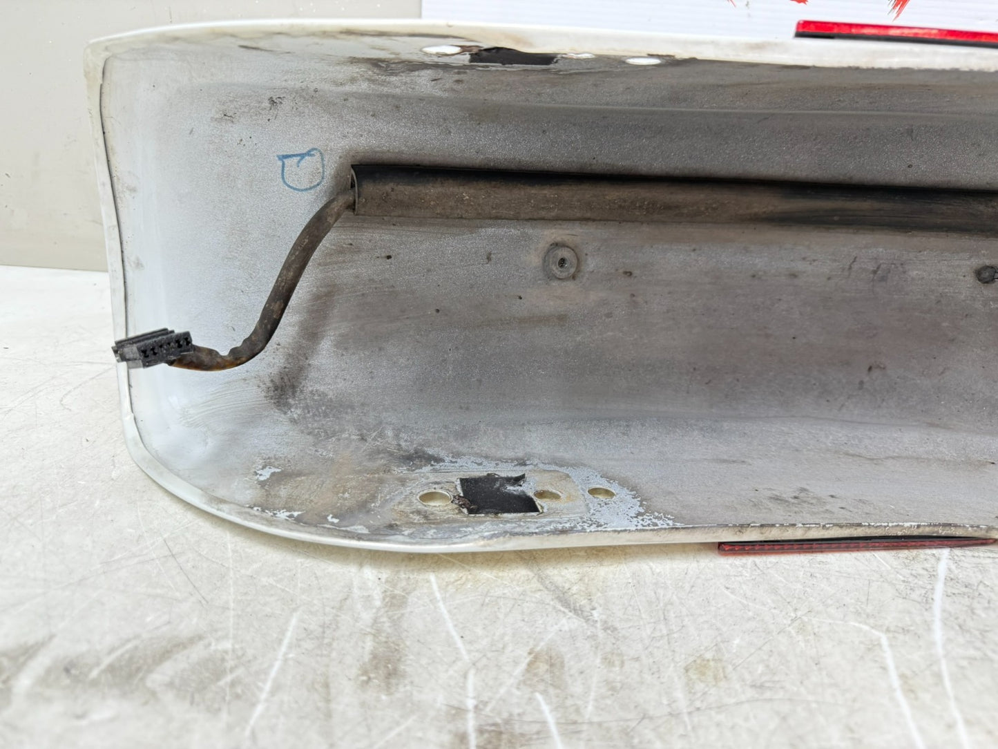2003 HARLEY DYNA WIDE GLIDE Rear Fender Pearl White 100th Anniversary